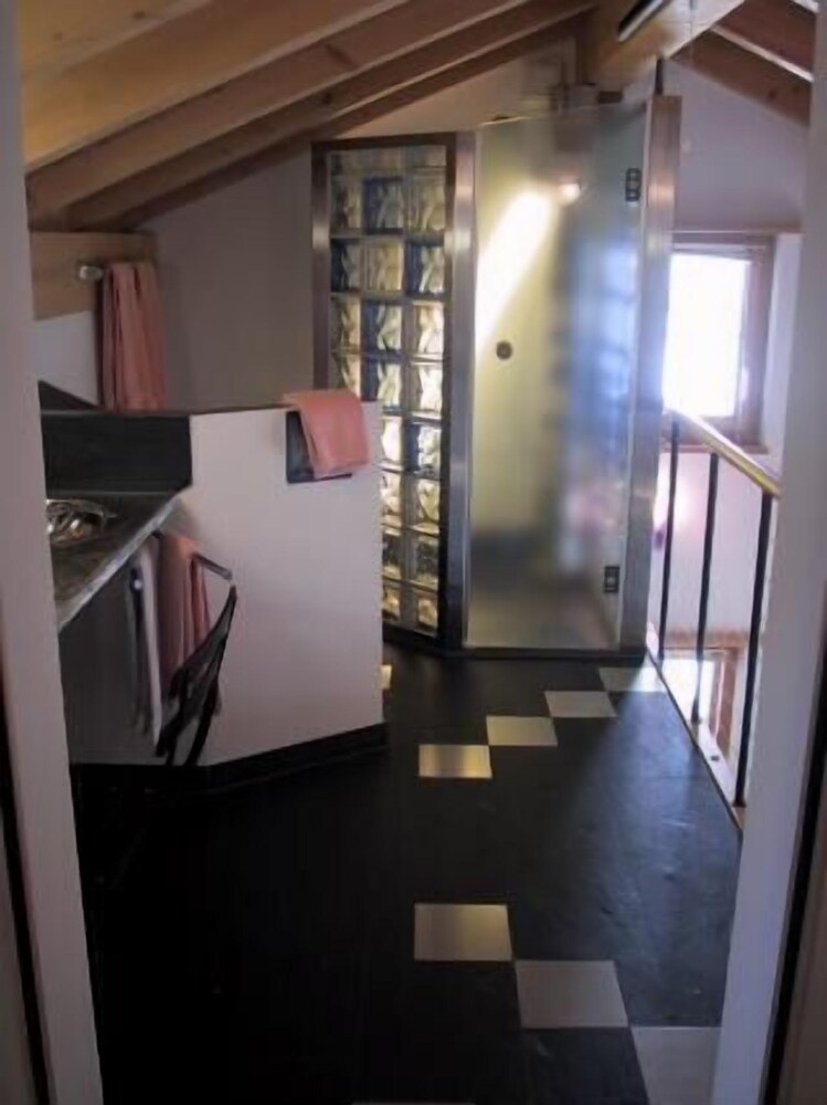 Schnider Bed&Breakfast und Café — Vals Platz — photo 3