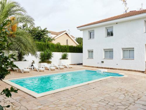 Naizan in L'ametlla De Mar, Spain