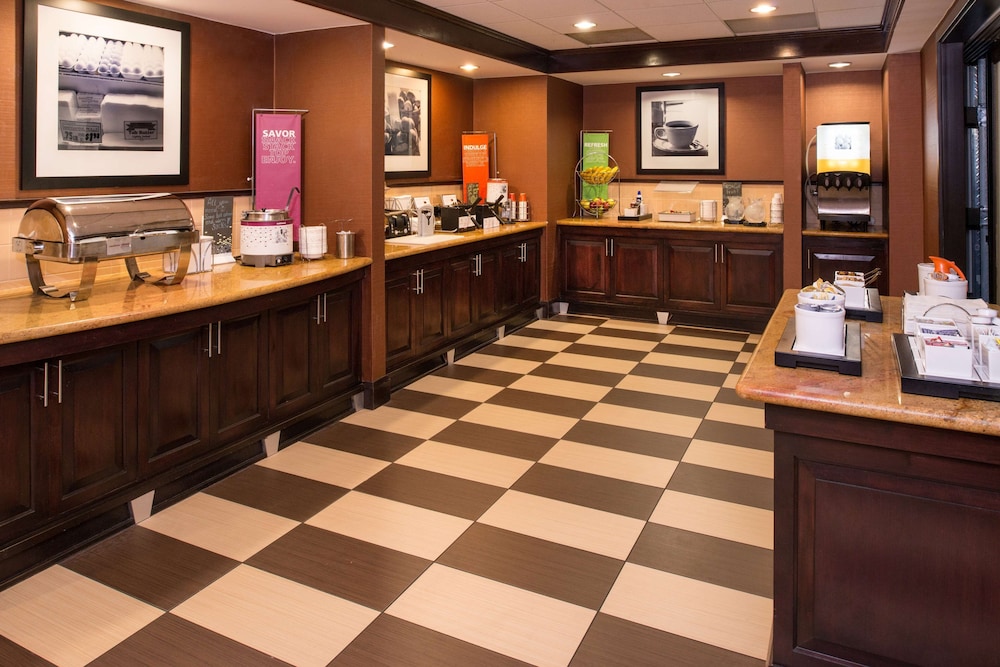 Hampton Inn & Suites Schertz - photo 38
