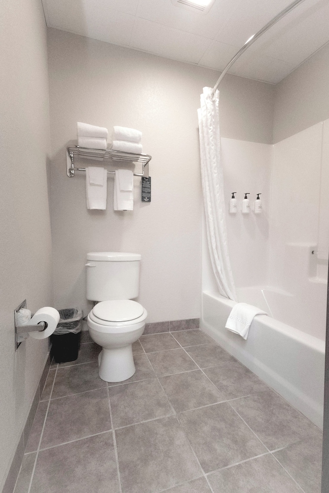 Cobblestone Inn & Suites Maryville - photo 53