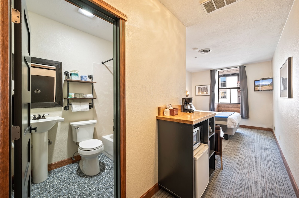 Hotel Leavenworth - photo 14
