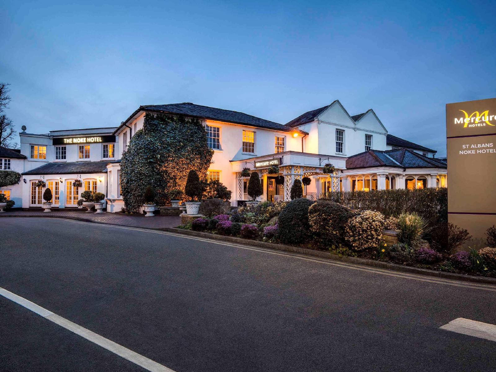 Mercure St. Albans Noke Hotel — 4-Star Luxury Hotel in St Albans, United Kingdom