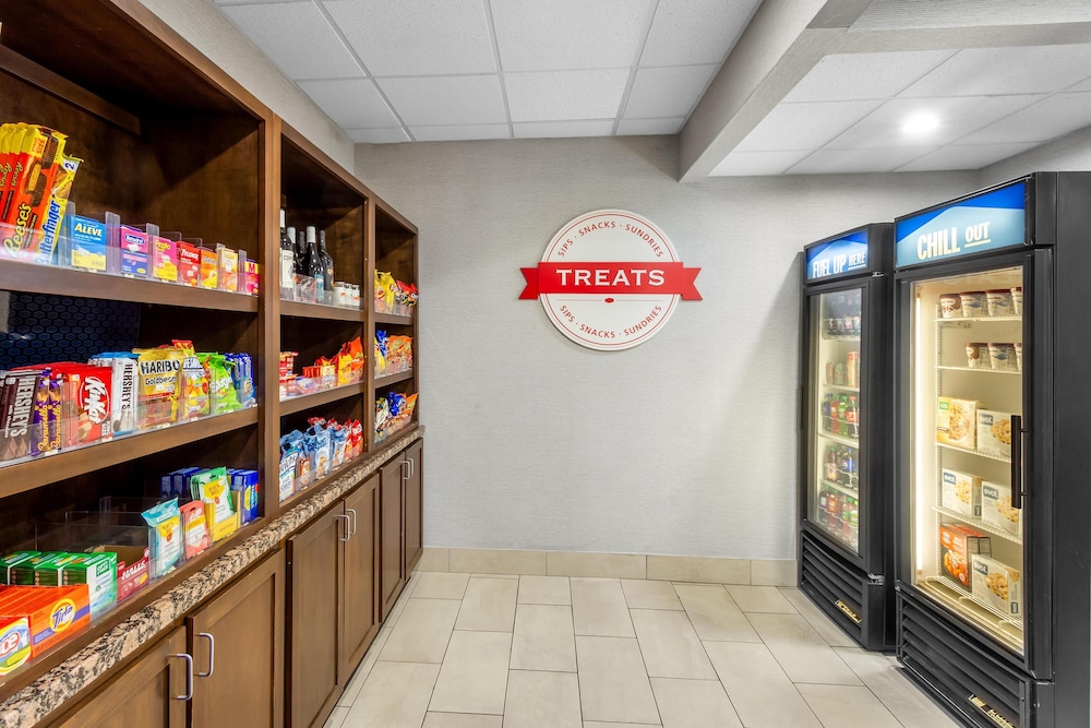 Hampton Inn Huntington University Area - photo 45