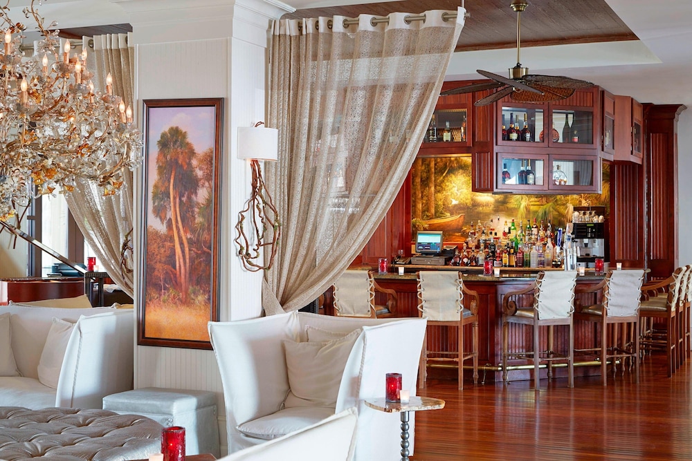 Celebration Hotel - photo 3