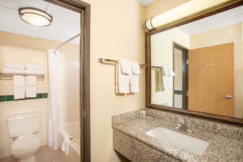 AmericInn by Wyndham Kearney - photo 19