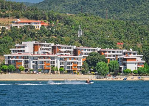 Messambria Beach Apartments — 4-Star Luxury Hotel in Sveti Vlas, Bulgaria