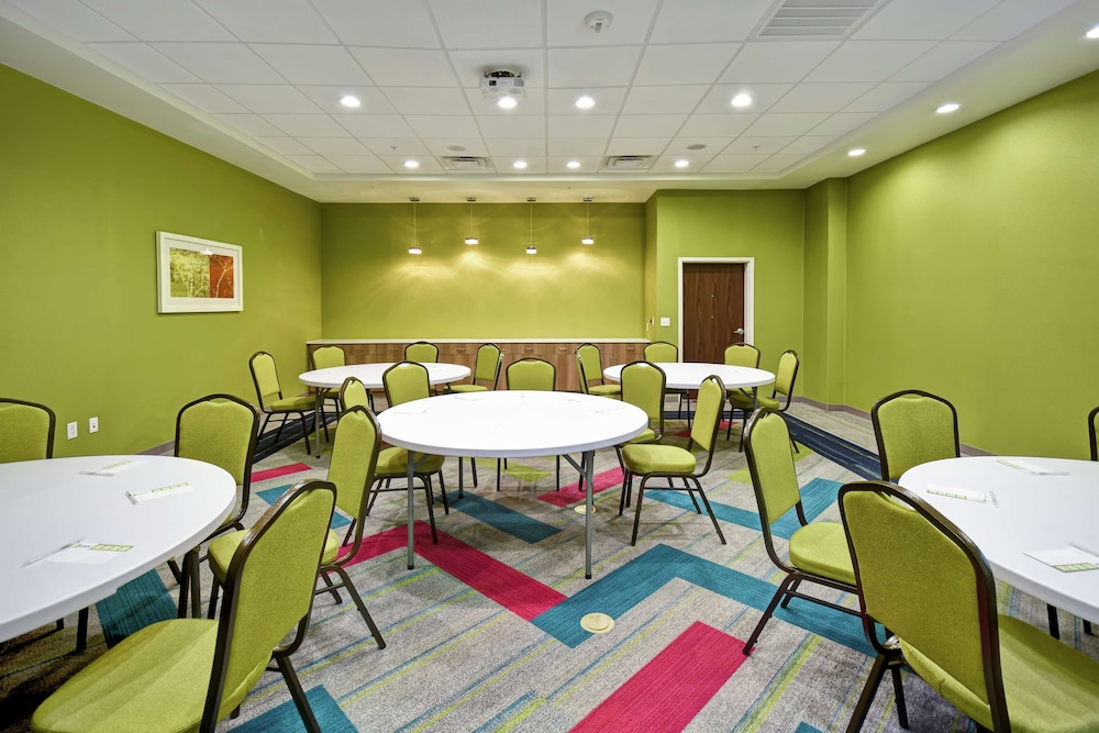 Home2 Suites by Hilton Oklahoma City Airport - photo 28