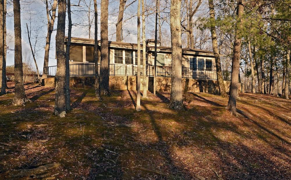 Lake Cumberland State Resort Park - photo 22
