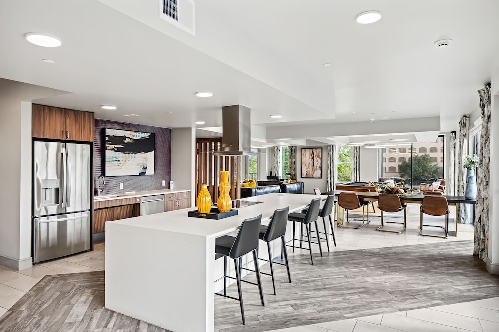 Placemakr Downtown Austin - photo 230