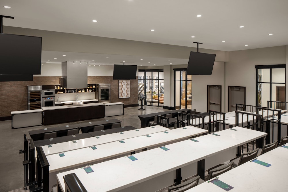 Luminary Hotel & Co. Autograph Hotels - photo 73