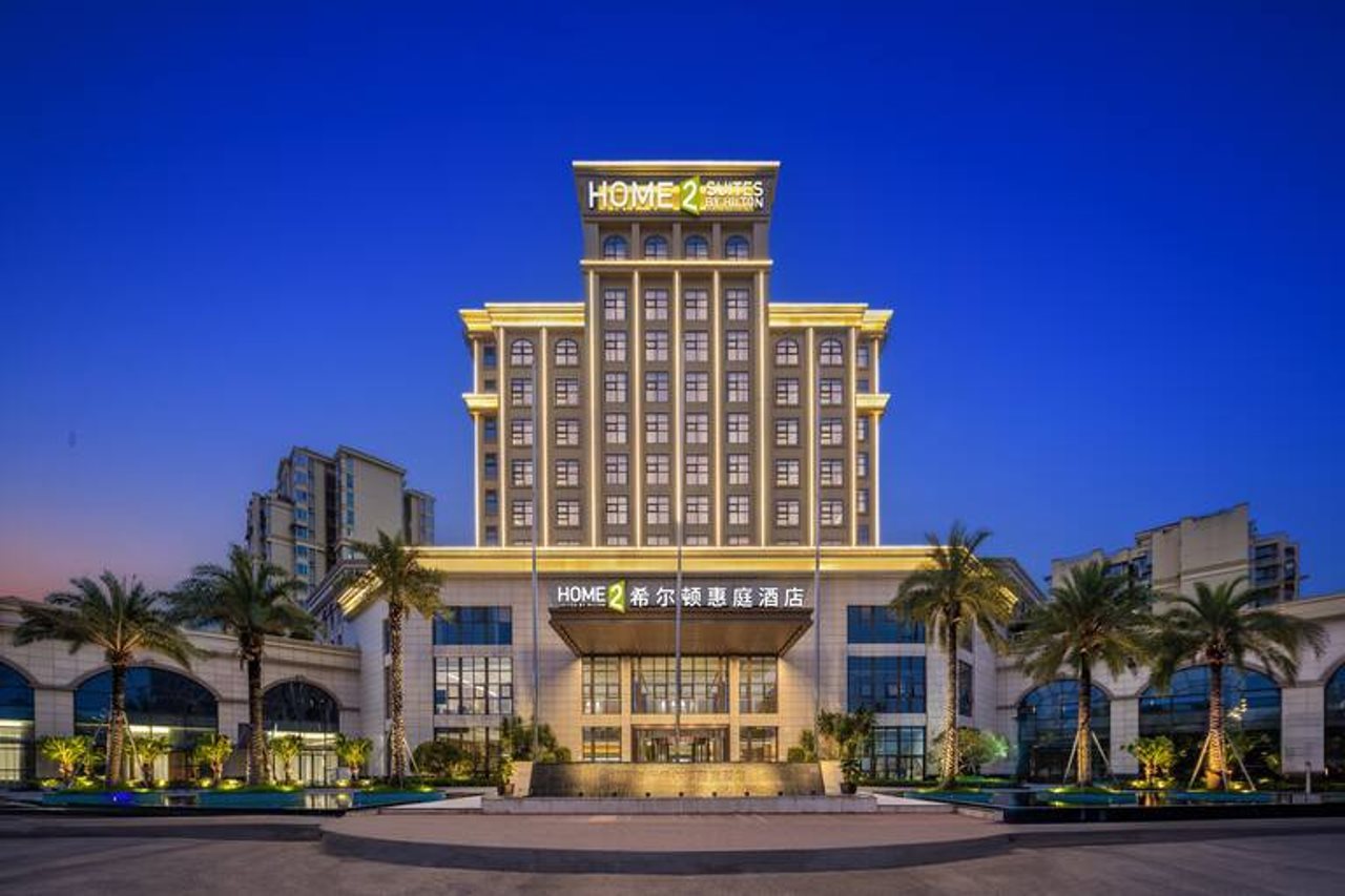 Home2 Suites by Hilton Chengdu Pengzhou — 4-Star Luxury Hotel in Chengdu, People's Republic of China