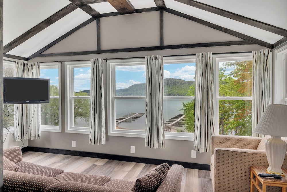 Bayside Inn & Marina - photo 108
