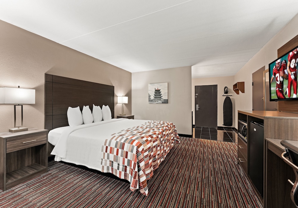 Red Roof Inn Reading - photo 10