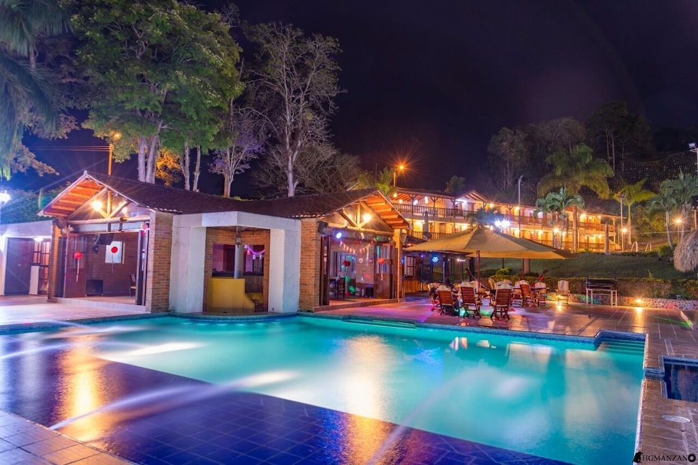 Hotel La Perla — hotel in Guadalajara De Buga