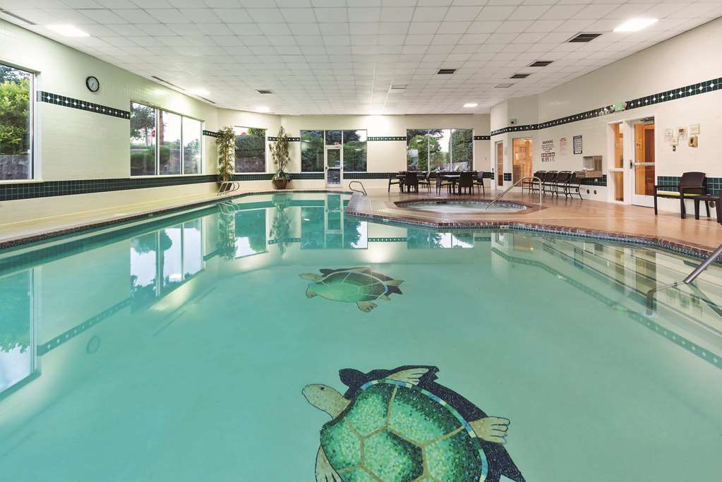 La Quinta Inn & Suites by Wyndham Boise Towne Square - photo 13
