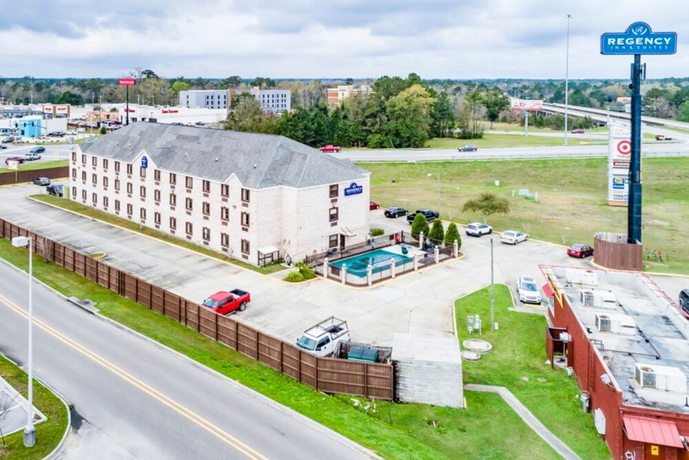 Regency Inn & Suites Biloxi - photo 36