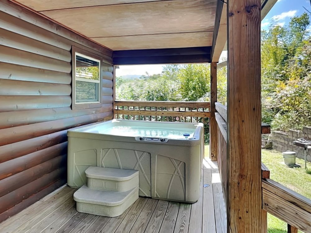 Emily's Hideaway - photo 40