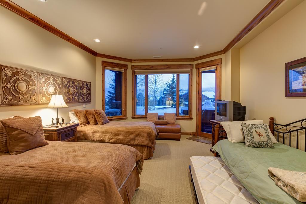 Last Sun at the Cove by Alpine Ski Properties - photo 2