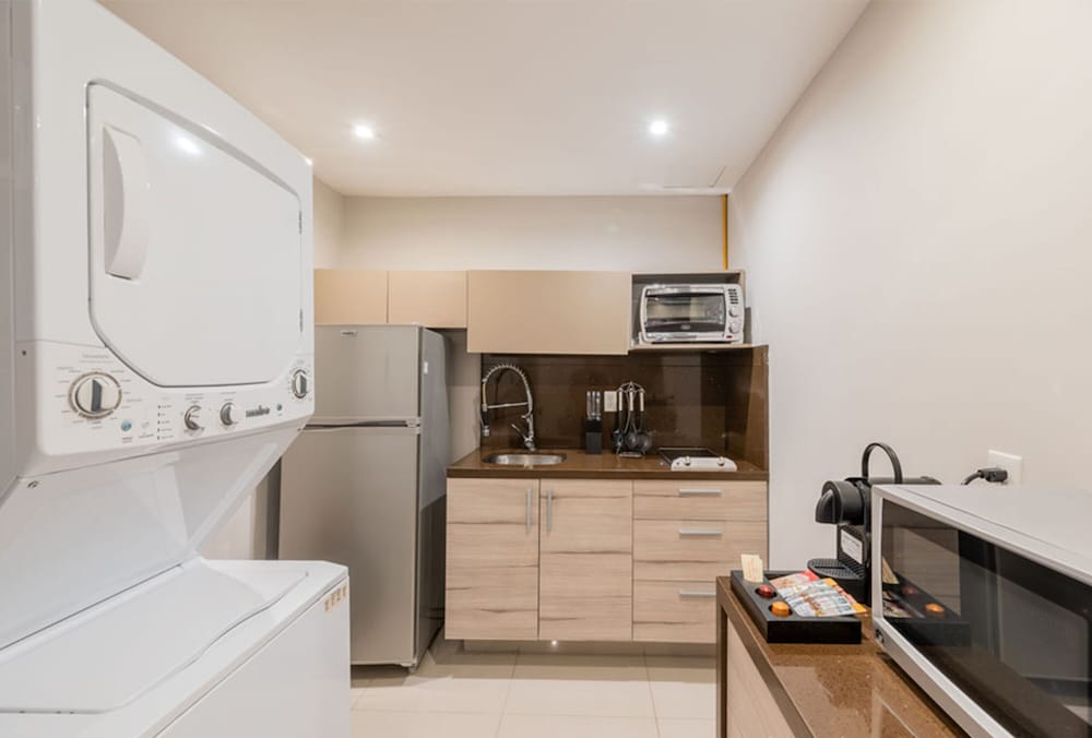 Private kitchenette