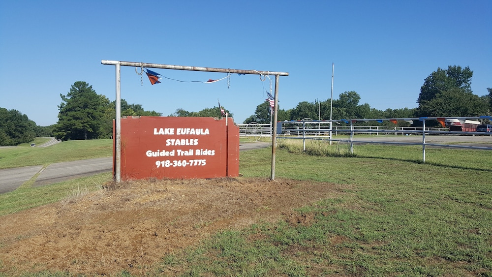 Lake Eufaula Inn - photo 33