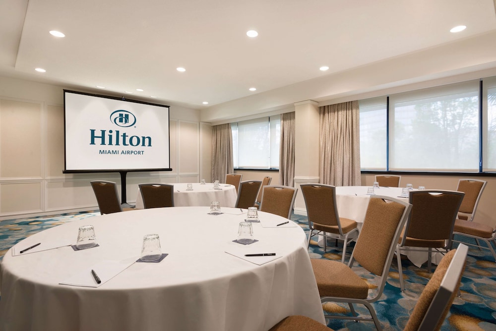 Hilton Miami Airport Blue Lagoon - photo 65