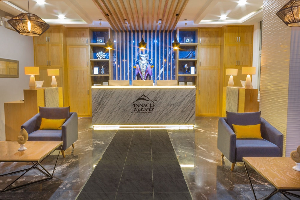 Pinnacle Resorts 180 — 4-Star Luxury Hotel in Puerto Vallarta, Mexico