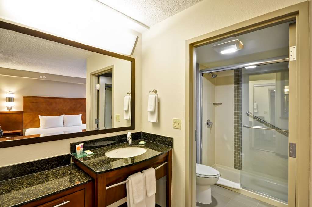Hyatt Place Albuquerque Uptown - photo 18