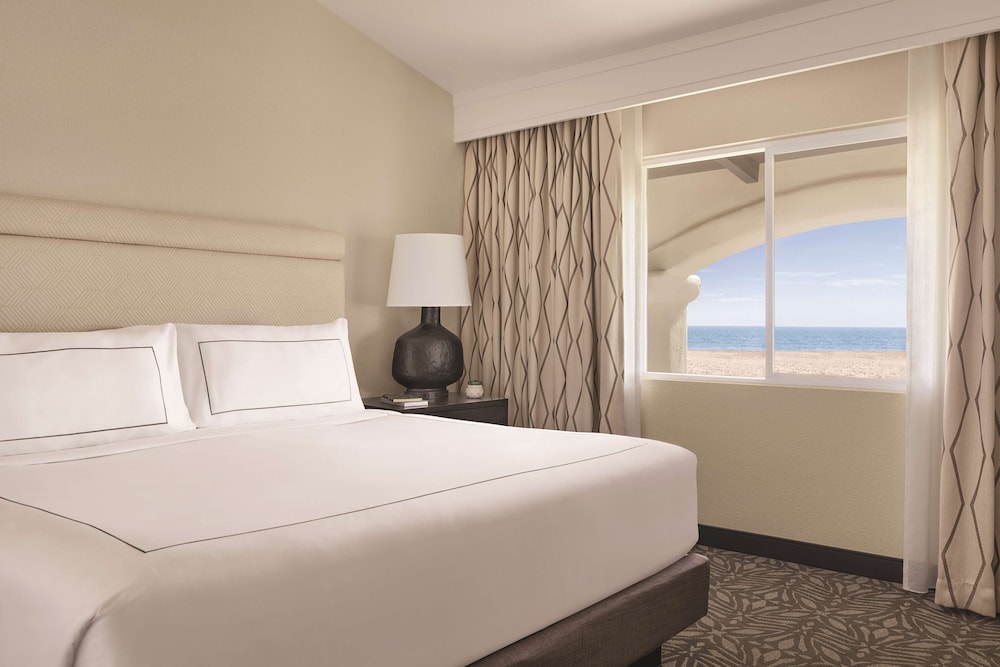 Zachari Dunes on Mandalay Beach Curio Collection by Hilton - photo 12