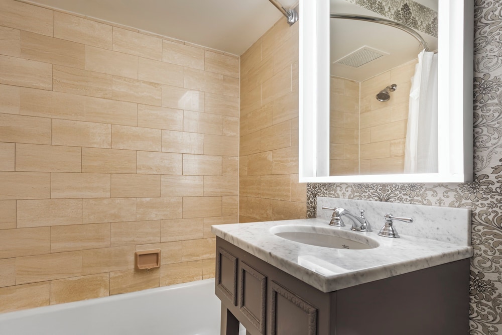 Omni Shoreham Hotel - photo 83