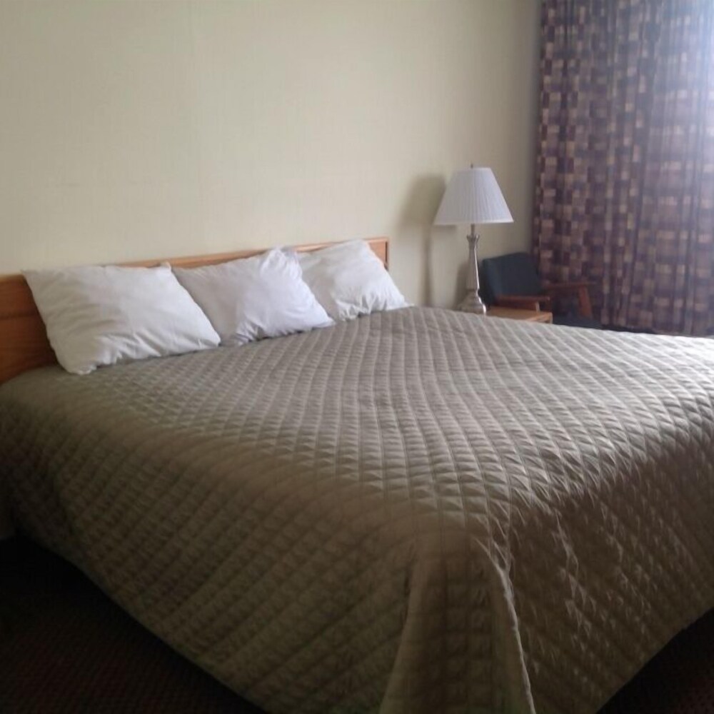 Town and Country Hotel — Calgary — photo 4