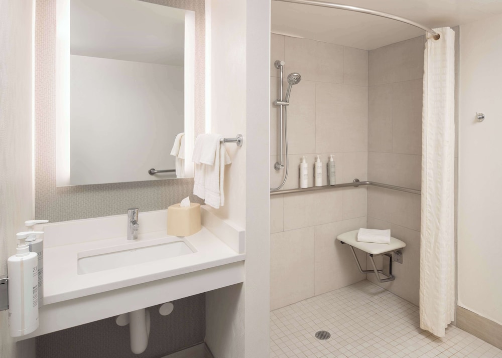 Hilton Garden Inn Philadelphia Center City - photo 24