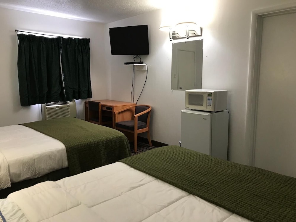 Blue Mountain Hotel - photo 12