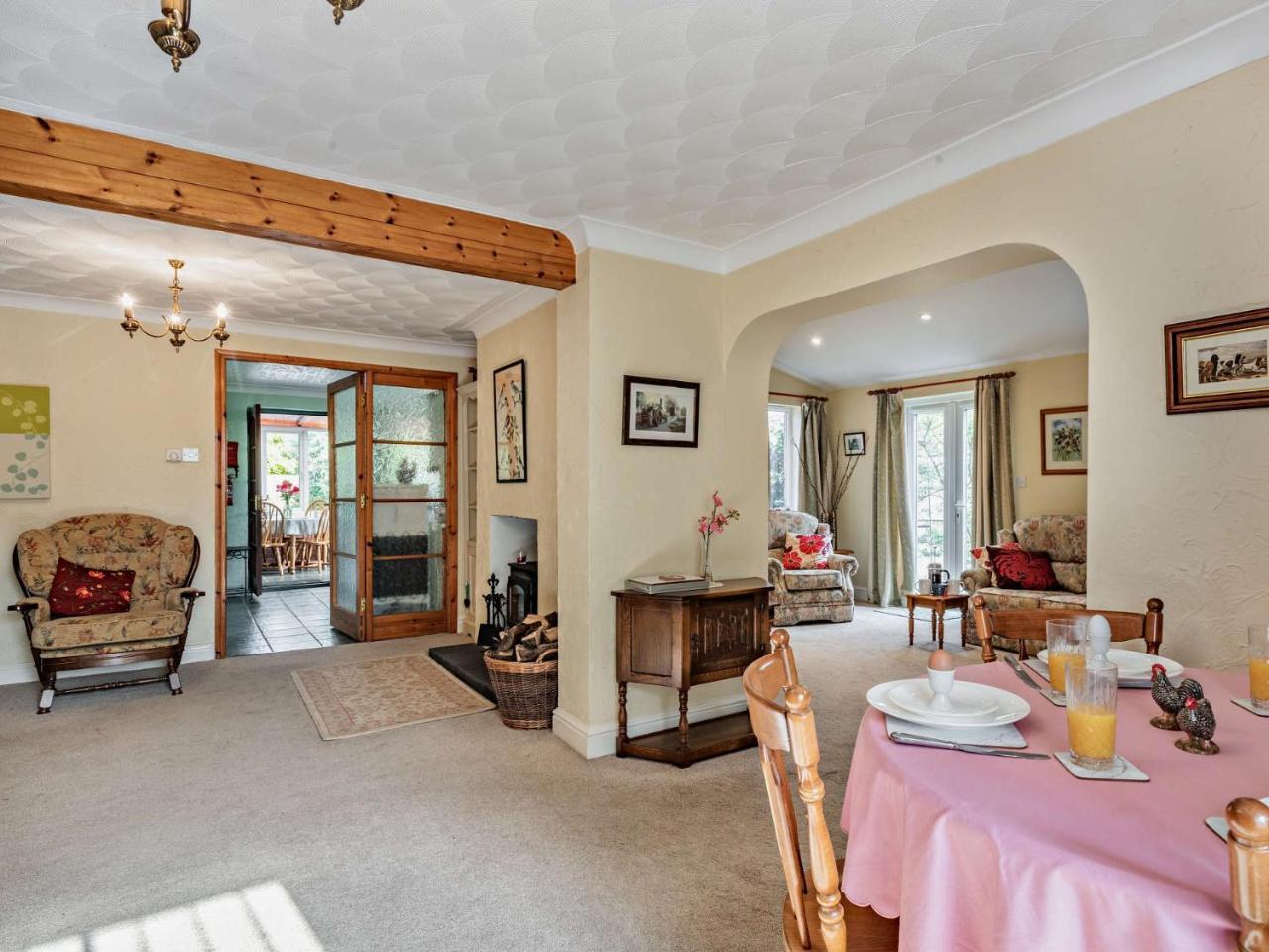 3 Bed in Briston 90184 — hotel in Briston