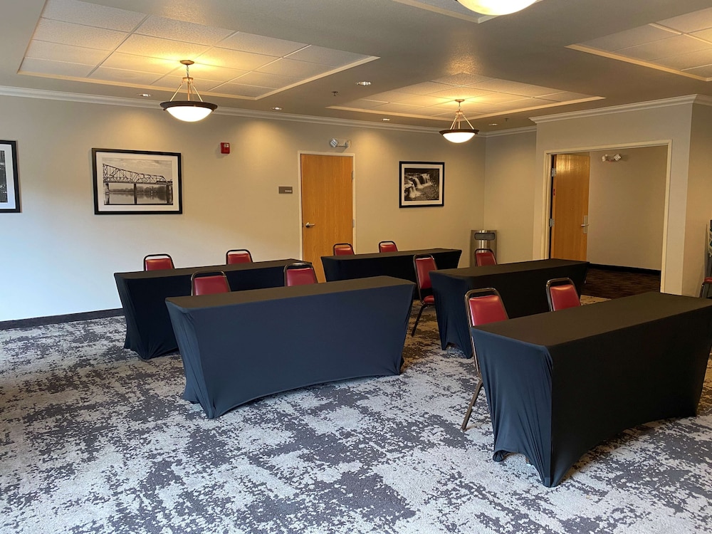 City Express by Marriott Danville - photo 15