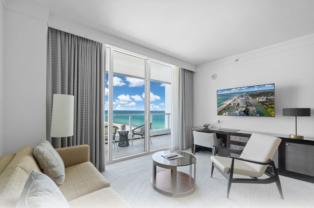 Fontainebleau Miami Beach Private Luxury Suites - photo 193