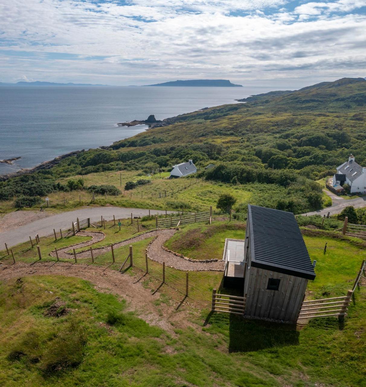 Hut on the Hill - last minute hotel in Unknown City