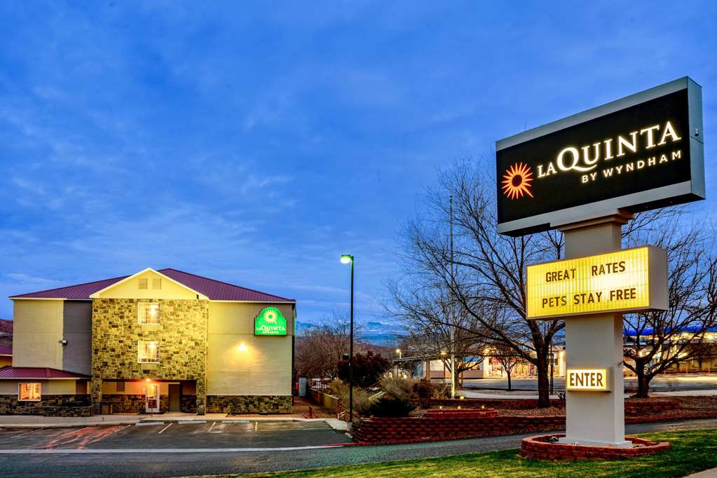 La Quinta Inn & Suites by Wyndham Moab - photo 5