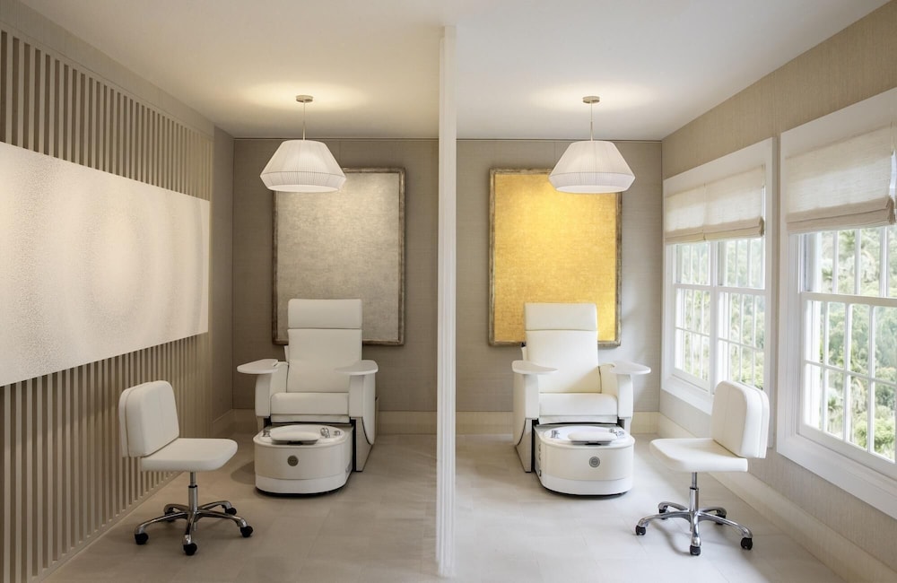 Four Seasons Resort Lanai Lodge At Koele - photo 2