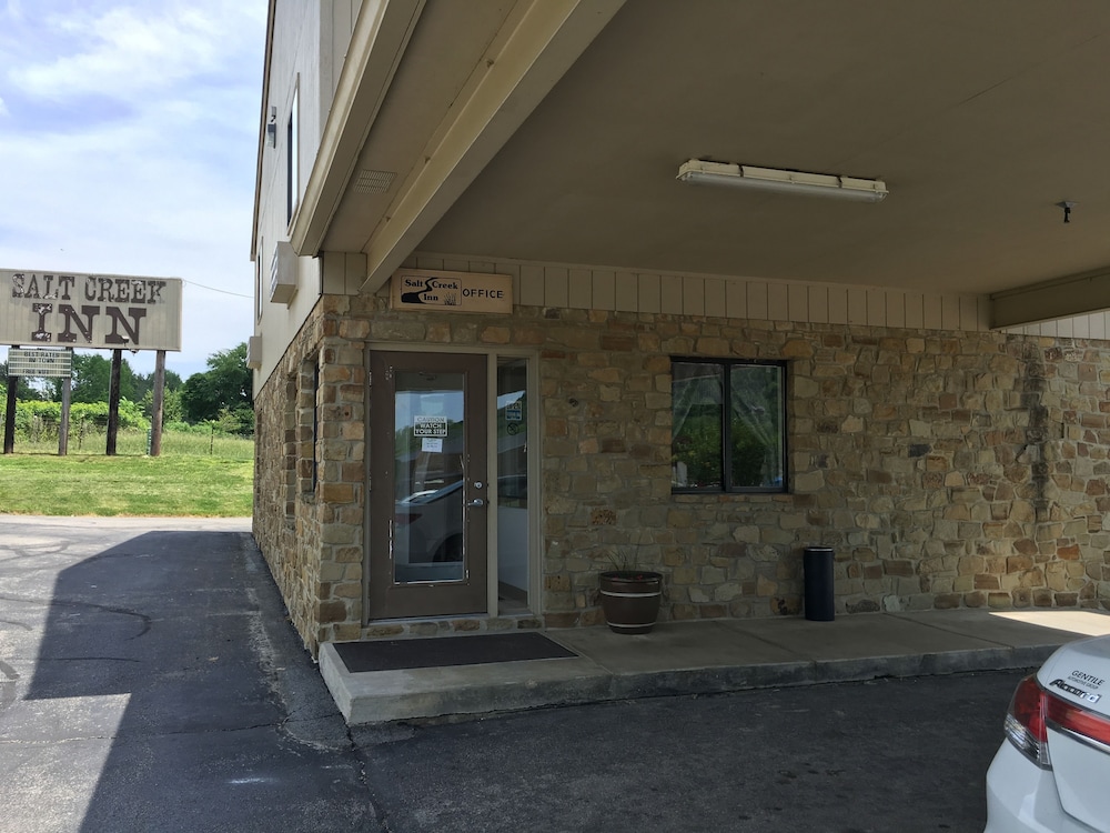 Salt Creek Inn - photo 44