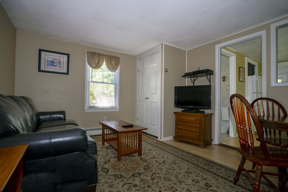 Hampton's Vacation Inn - photo 66