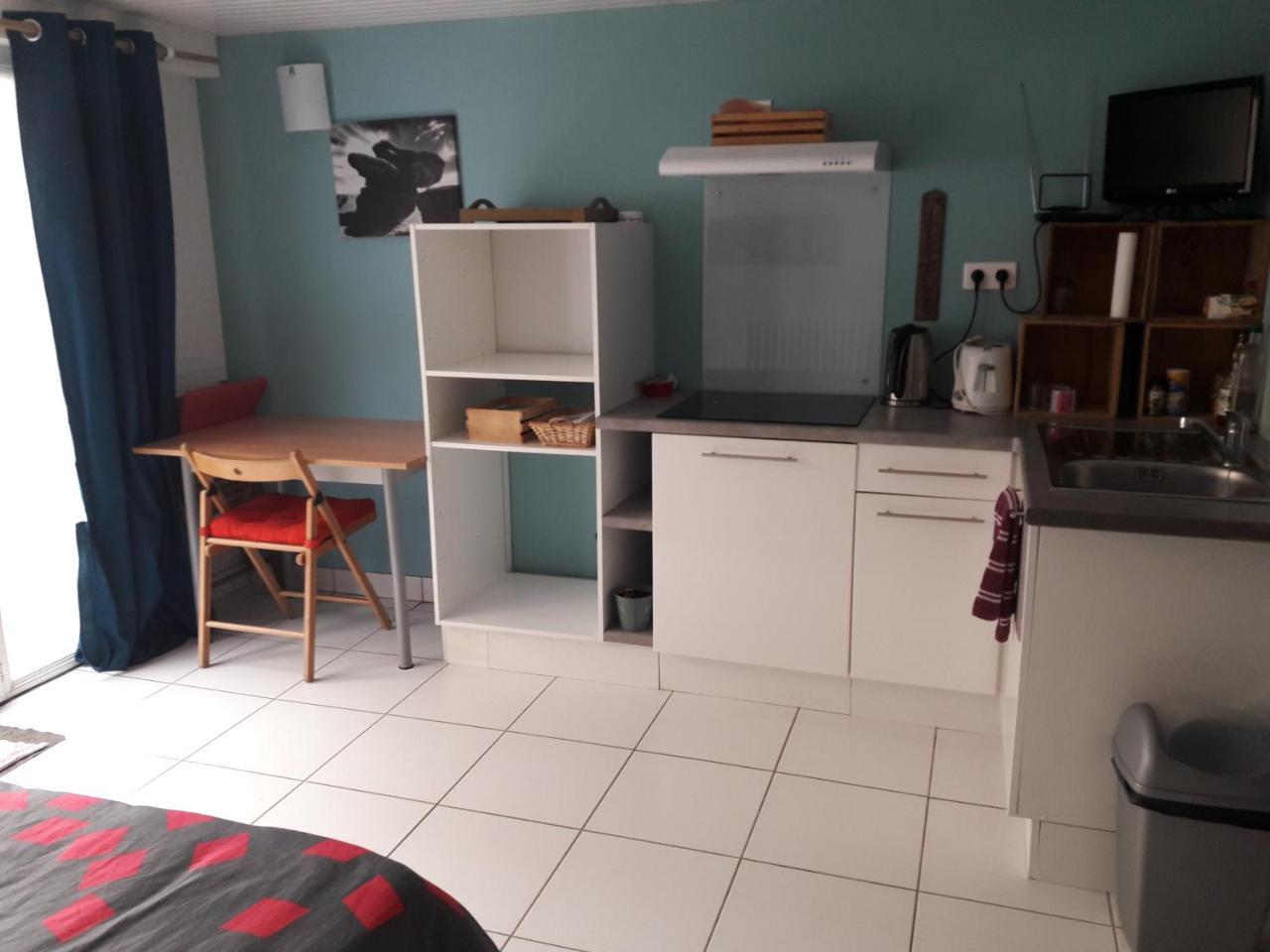 Charmant Studio Calme Avec Terasse & Parking Prive — Bouguenais — photo 5