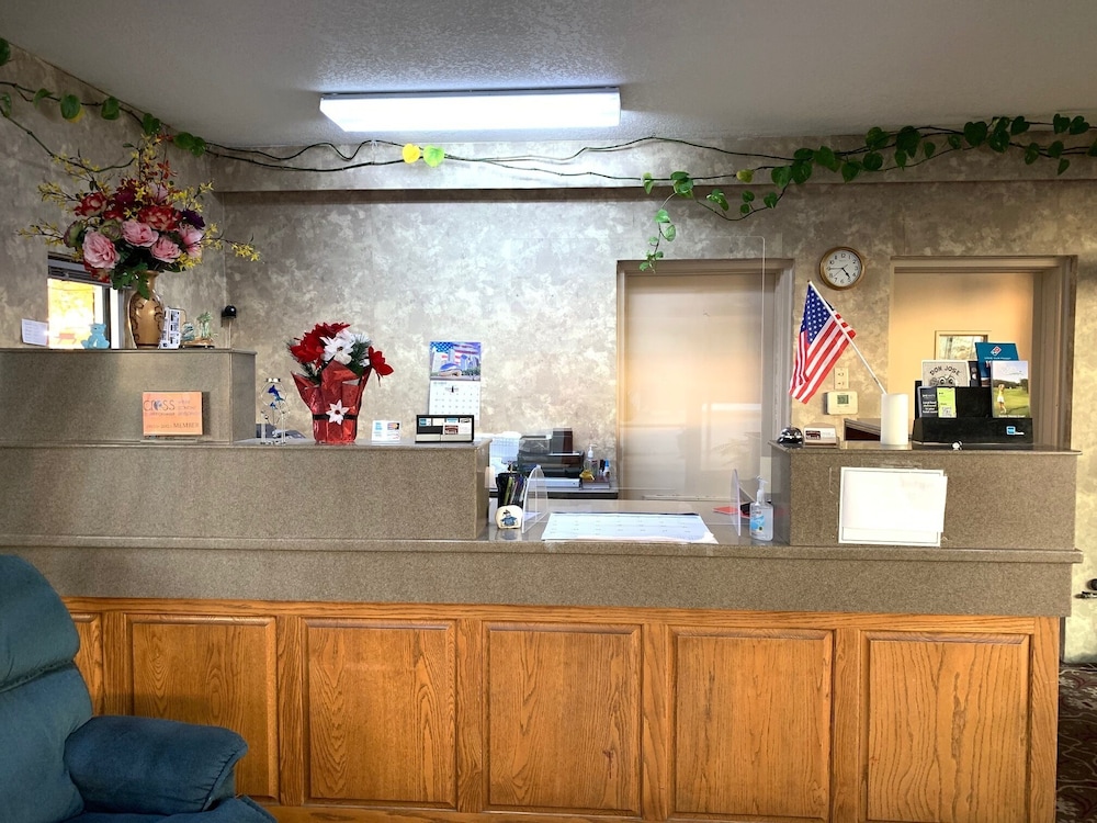 Coachman's Inn Motel - photo 3