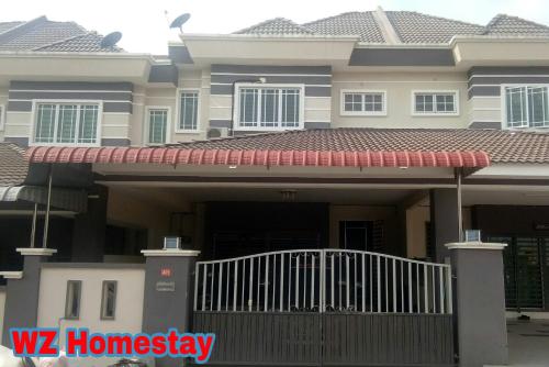 Double Storey @ Tapah - carbon neutral hotel in Unknown City