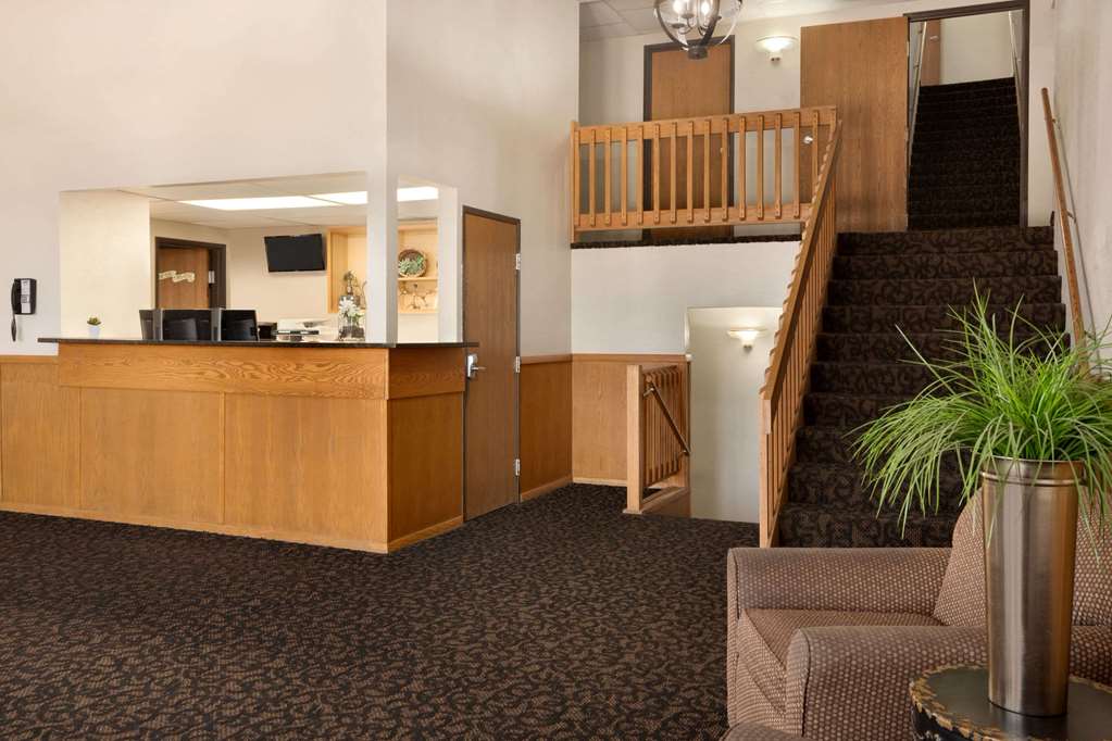 Travelodge by Wyndham Jefferson City - photo 3