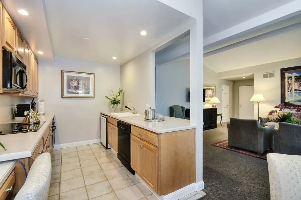 Stanford Terrace Inn - photo 11