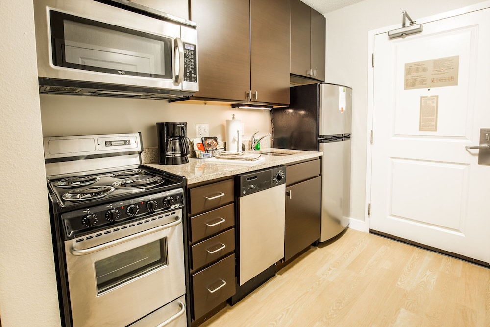 TownePlace Suites by Marriott Gilford - photo 15