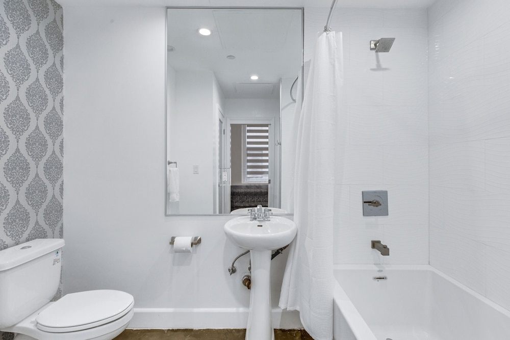 One Lux Stay HWH Downtown Los Angeles - photo 93