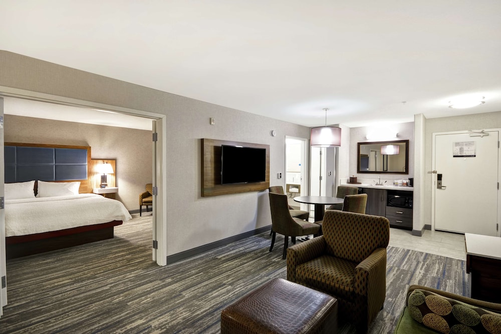 Hampton Inn & Suites Yuma - photo 16