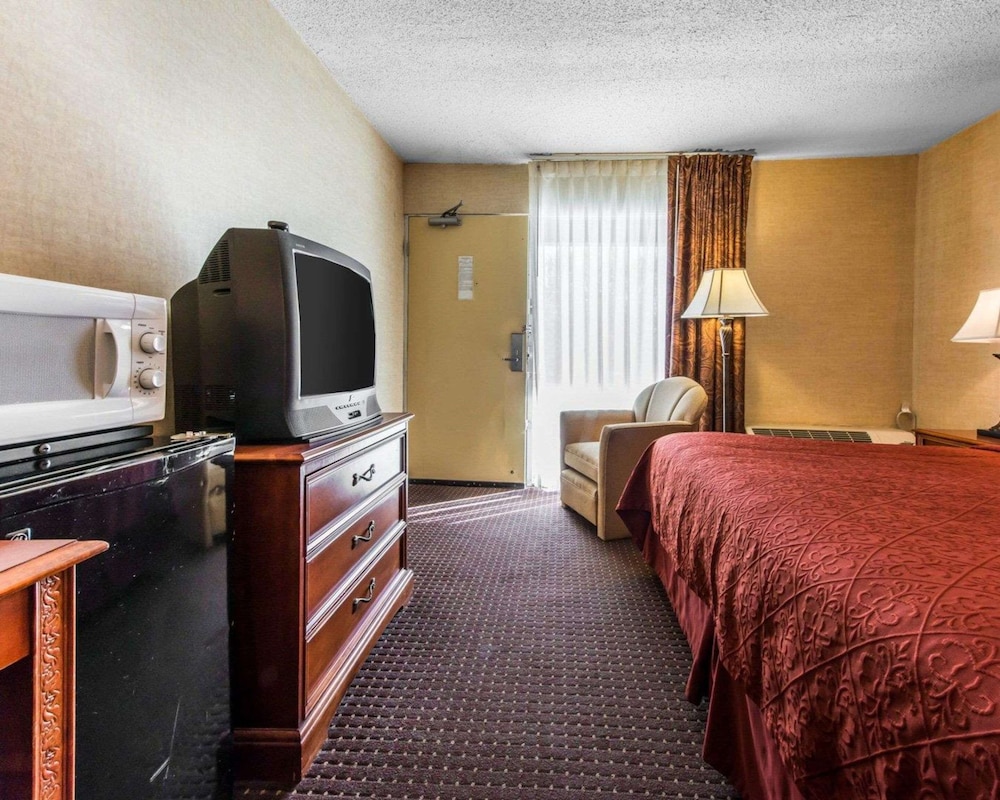 Quality Inn & Suites Erie near Casino - photo 16