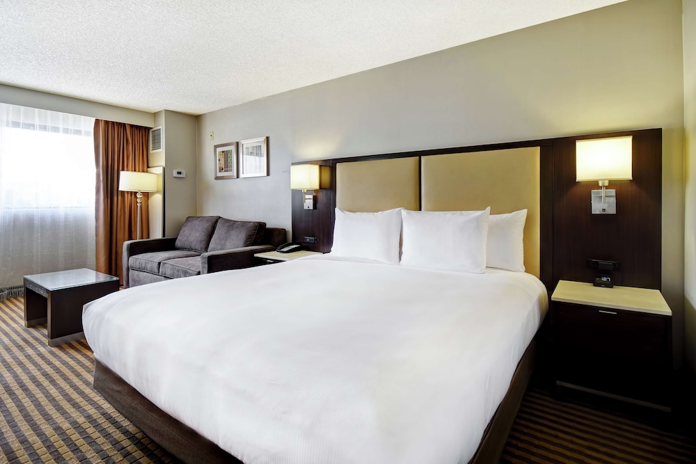 DoubleTree by Hilton Hotel Pleasanton at the Club - photo 18
